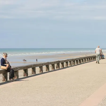 Proche De La Mer *